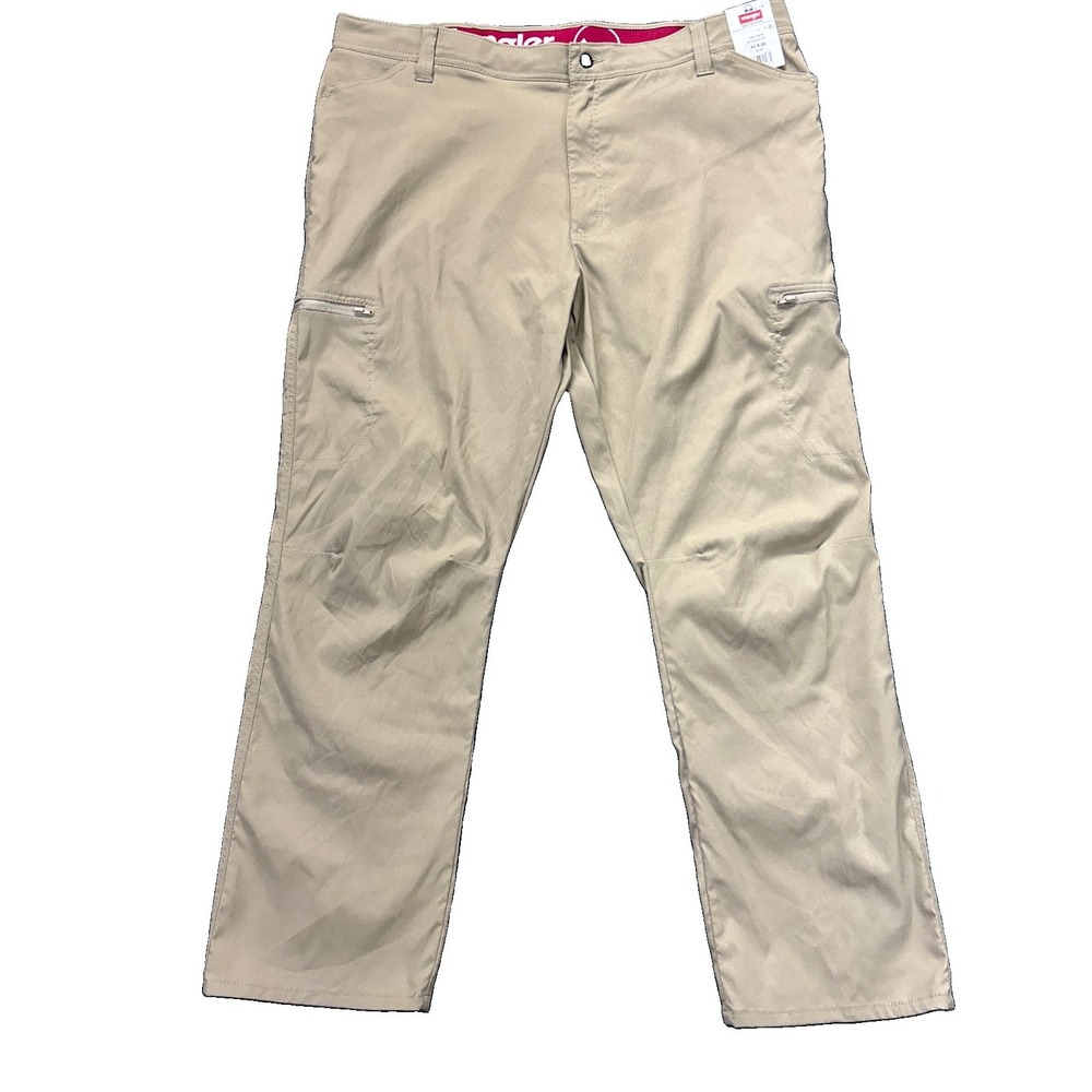 Wrangler Outdoor Cargo Pants Mens 42x30 All Terrain Khaki Stretch Workwear NEW